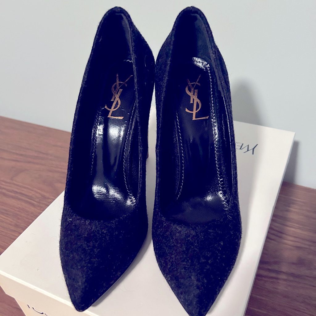 Yves Saint Laurent Size 7 Heels